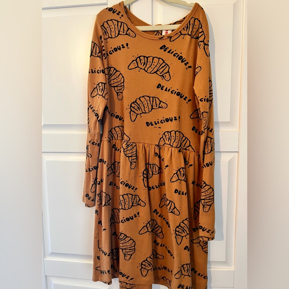 Nadadelazos 🥐 dress